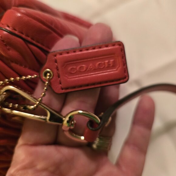 Coach Limited Edition 70th Anniversary Dark Pink Gather MADISON Purse Leather - Picture 4 of 16